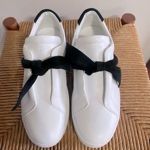 Alexandre Birman Clarita Lowtop Sneaker